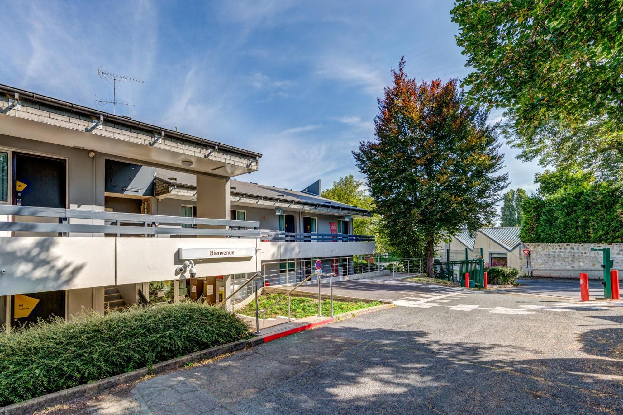 B&B Hotel Louveciennes Le Port-Marly Dış mekan fotoğraf