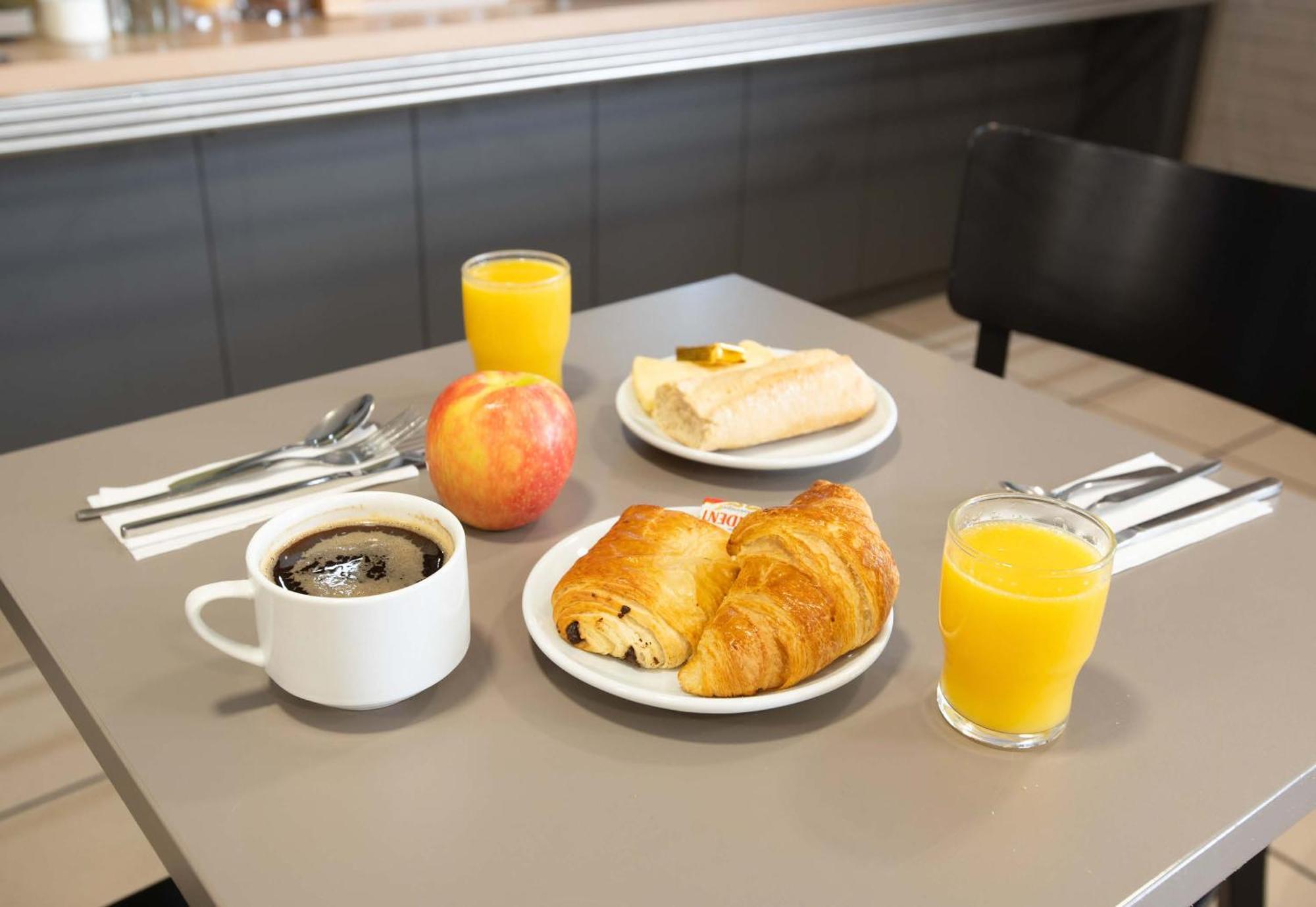 B&B Hotel Louveciennes Le Port-Marly Dış mekan fotoğraf